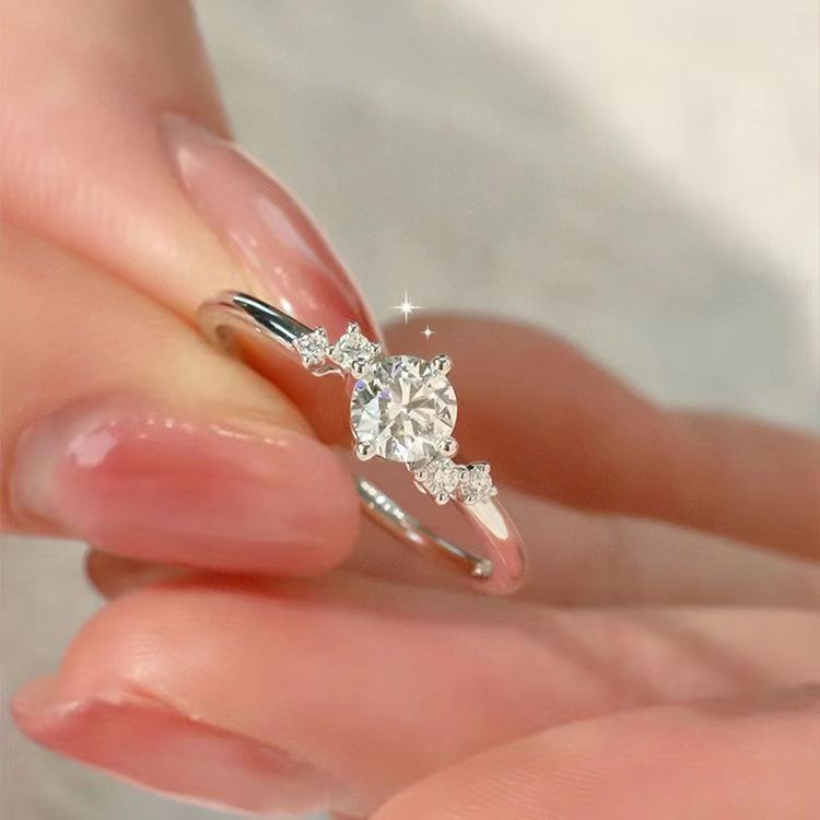 Adjustable Cubic Zirconia Ring Women Classic Six Claw Design