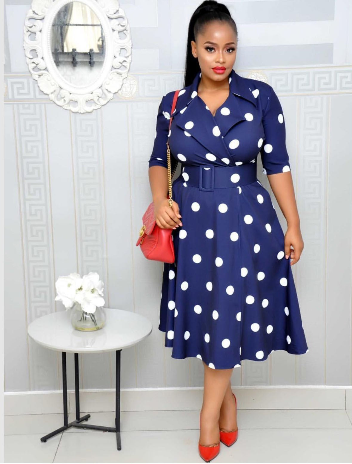 Dress with a suit collar