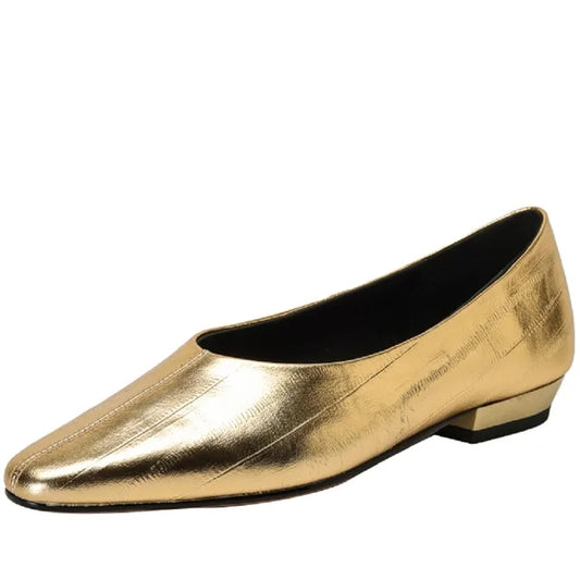 Modieuze damesloafers van echt schapenleer met spitse neus