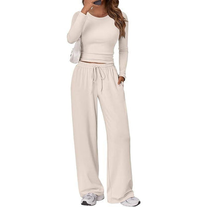 Long sleeved solid color suit