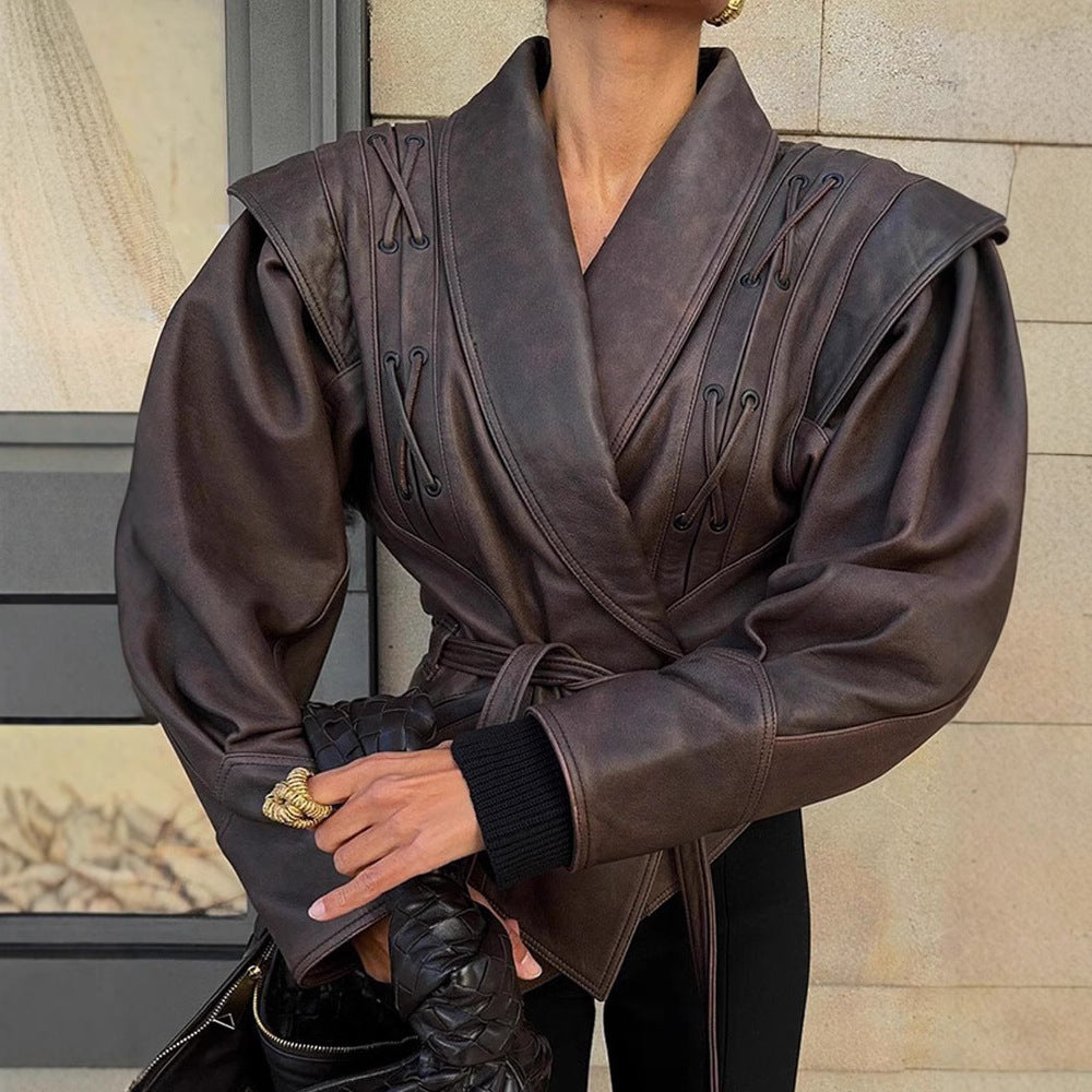 Strap up short long sleeved jacket