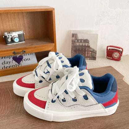 Contrasterende unisex sneakers met ronde neus