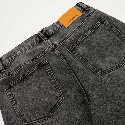 Wash water to make old denim straight leg pants
