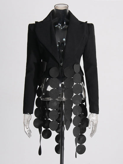 Elegant women's suit jacket with spliced round piece design