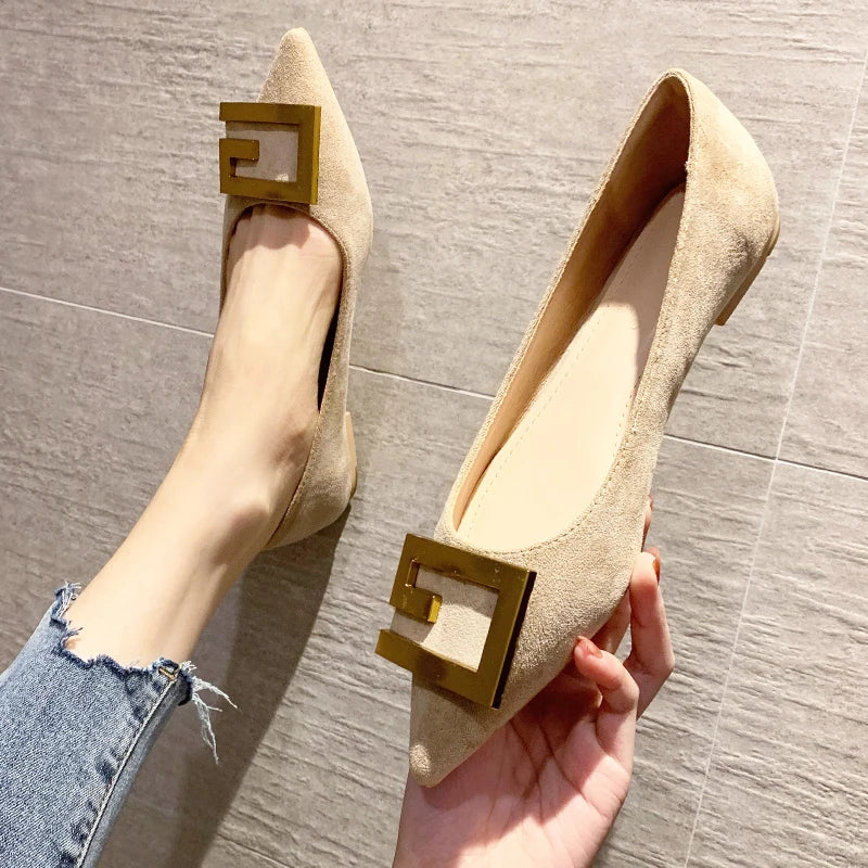 Flat Shoes for Women 2023 New Autumn Spring Pointed Toe Black Metal Buckle Retro Ladies Shoes Loafers Large Size 43 44 45 46