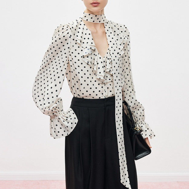 Elegante satijnen blouse met lange mouwen strik ruches en ronde-harten stippen