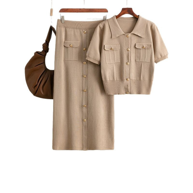 Two piece set of collar top and skirt