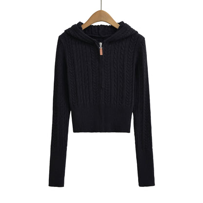 Vest met capuchon en lange mouwen en ritssluiting