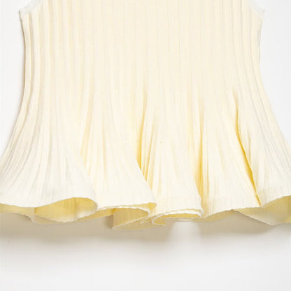 Ribbed knit short skirt style hem top