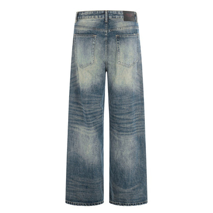 Geschuurde witte gewassen rechte denim jeans