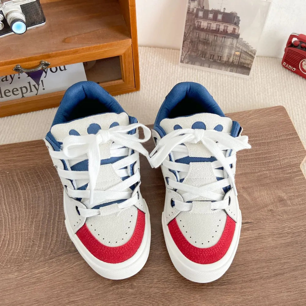 Contrasterende unisex sneakers met ronde neus