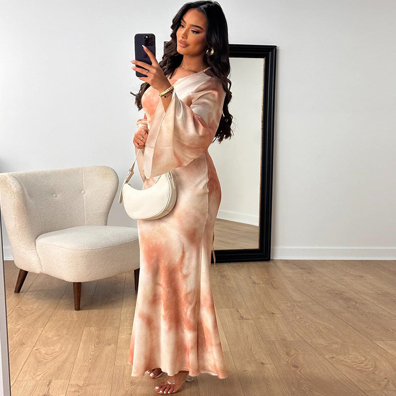Round neck dress with printed flared sleeves Dress