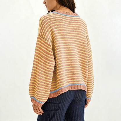 Round neck loose striped long sleeved sweater