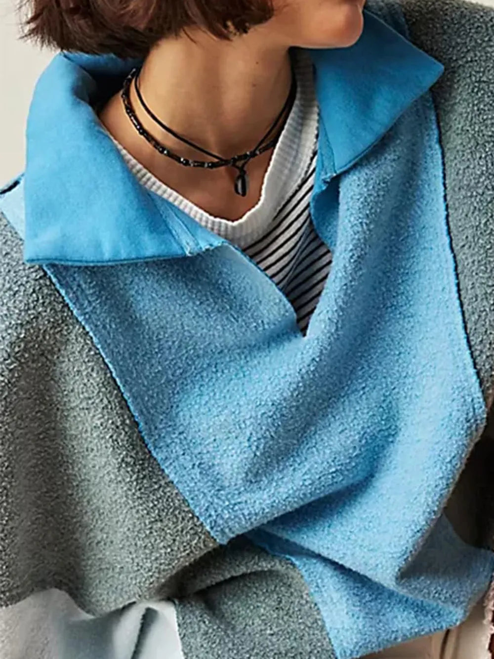 Hoogwaardige en modieuze hoodie met kleurblokken