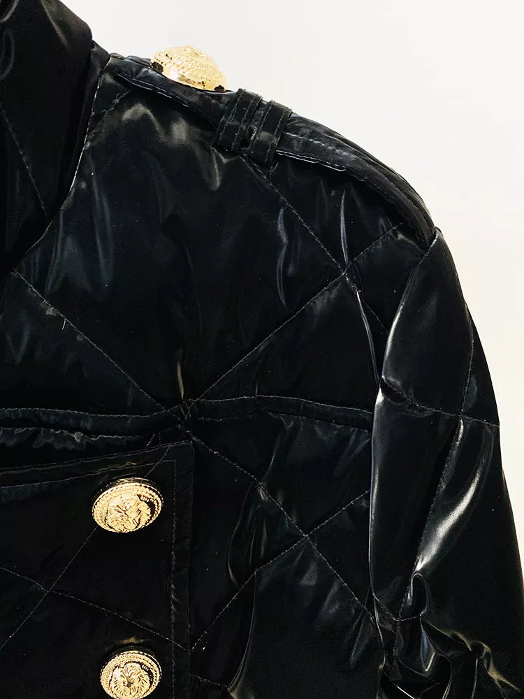 Designer donsjas voor dames met leeuwenknopen en ruitvormig stiksel