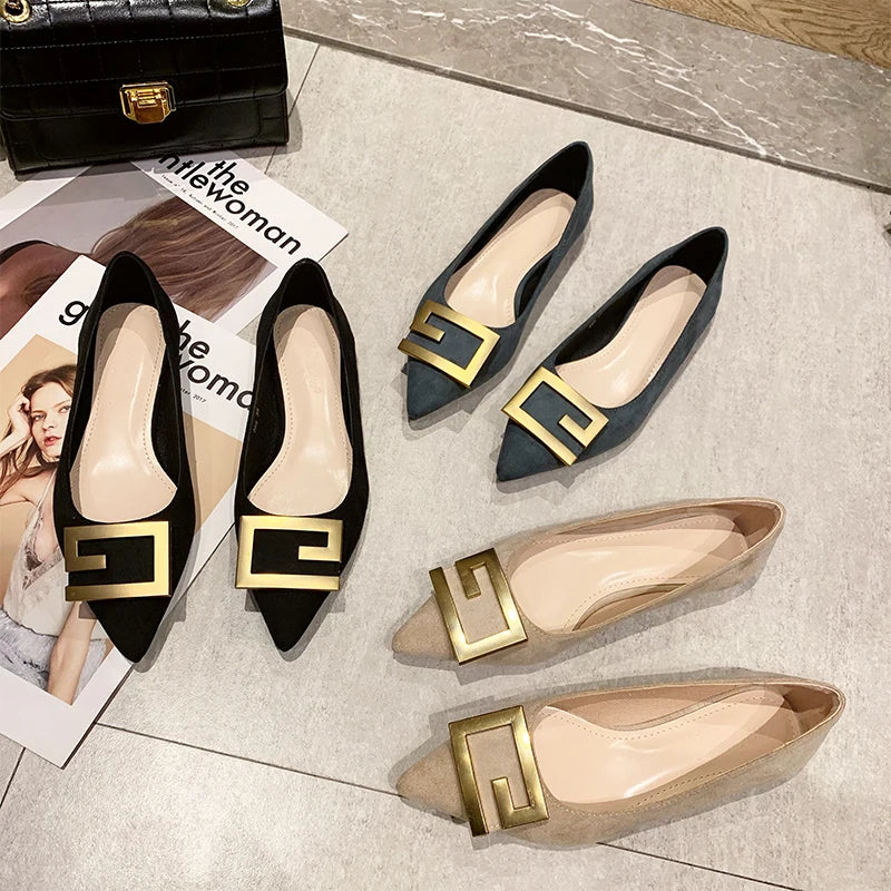 Flat Shoes for Women 2023 New Autumn Spring Pointed Toe Black Metal Buckle Retro Ladies Shoes Loafers Large Size 43 44 45 46