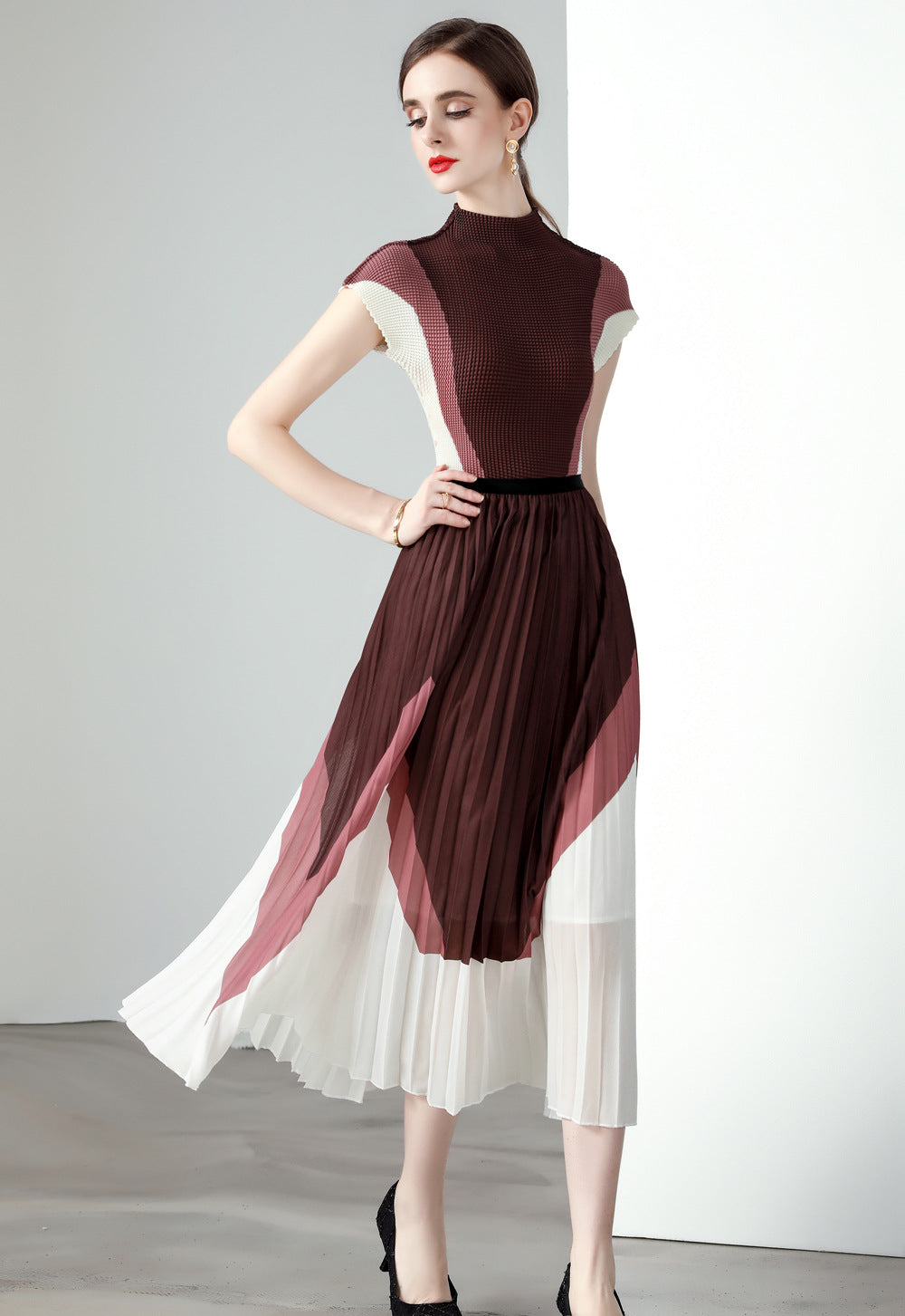 Summer Pleated Two Piece Sets For Women Mock Neck Short Sleeve Print Top Elastic Waist Loose Skirt Female Set