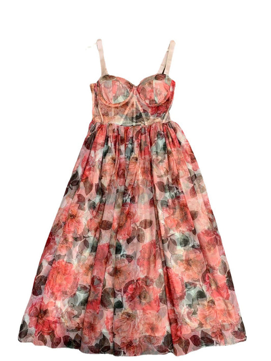 Zomerjurk in vintage stijl met spaghettibandjes en bloemenprint