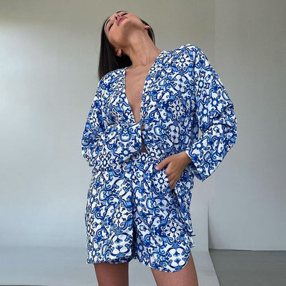 Long sleeved shorts and pajamas two-piece set