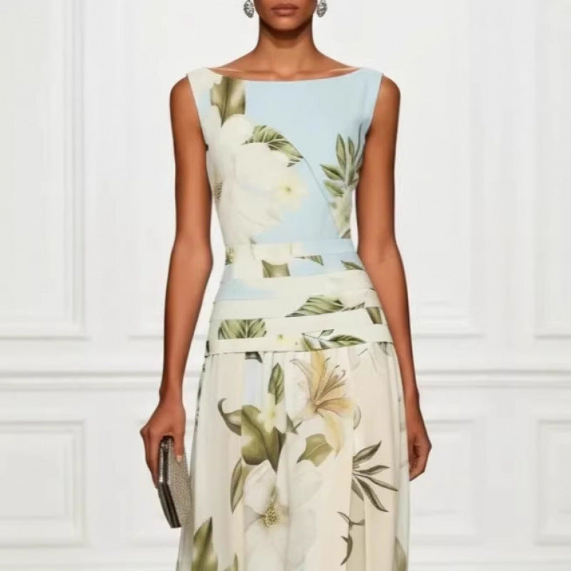 Mouwloze damesjurk met V-hals bloemenprint open rug en getailleerde lange rok