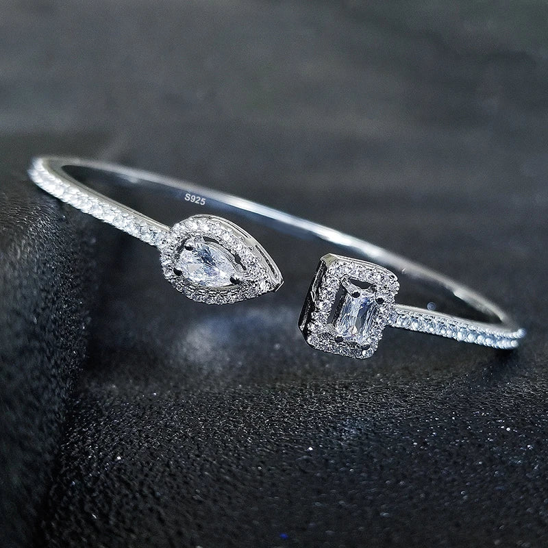 Trendy slangpunk peervormige verstelbare open armband van 925 sterling zilver