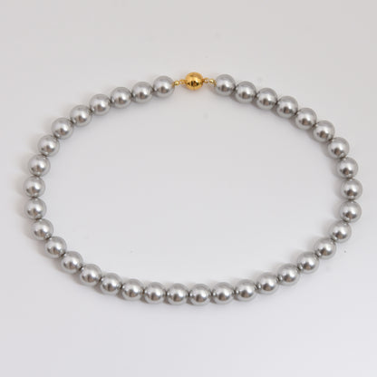 Film and Television same style 925 Yuanbao knot pearl necklace knotted clavicle chain French gray pearl chain offline store hot selling product