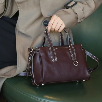 First layer cowhide women Bag Bag New retro Baidu High sense shoulder messenger bag female large capacity commuter hand-carrying bag