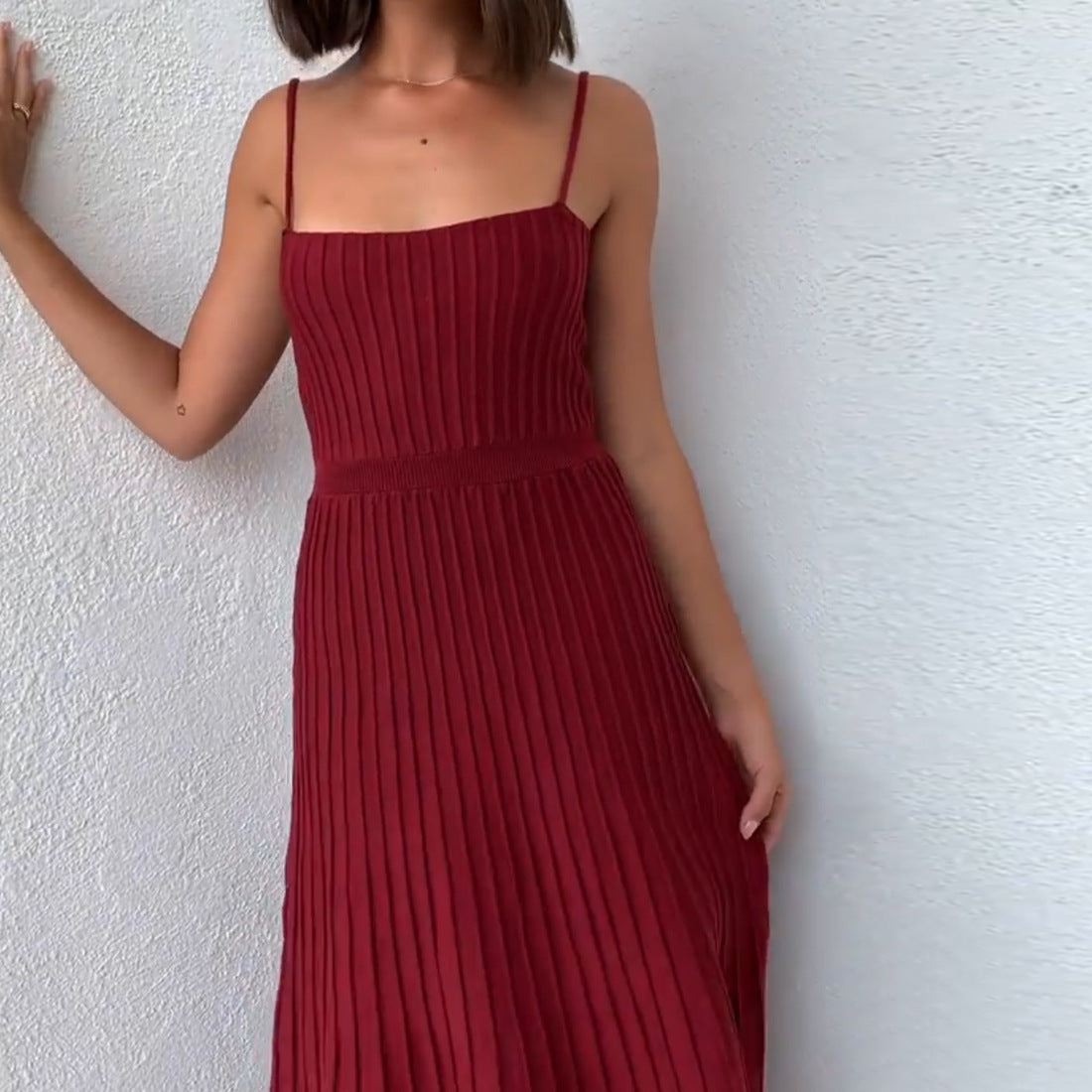 2023 Women's new pure color tube-top high waist spaghetti straps sleeveless knitted dress seaside vacation pleated maxi skirt for women