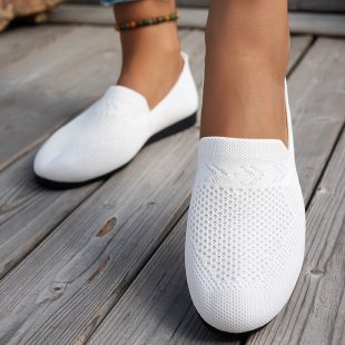 Independent station 2025 Spring and Autumn new European and American Foreign trade plus size round toe flat shoes women's low-cut sports casual shoes