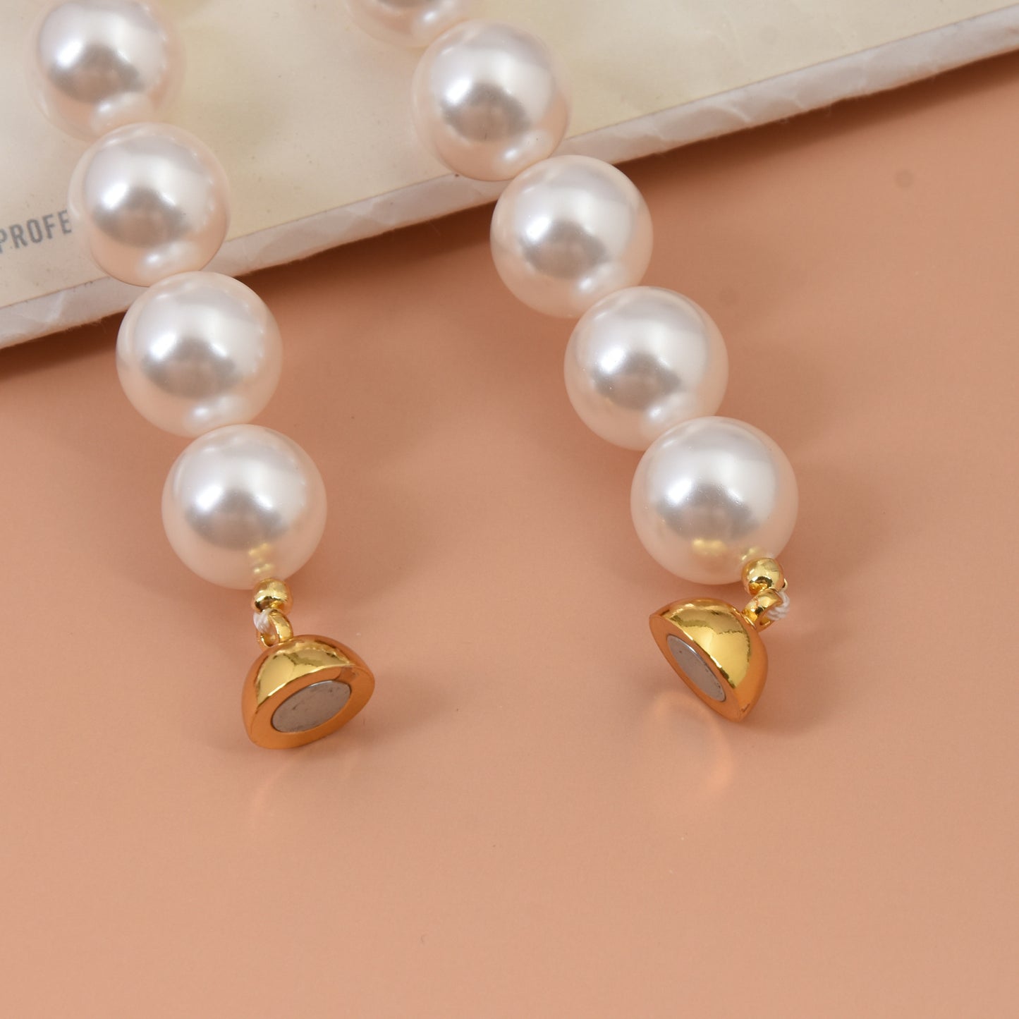 Film and Television same style 925 Yuanbao knot pearl necklace knotted clavicle chain French gray pearl chain offline store hot selling product