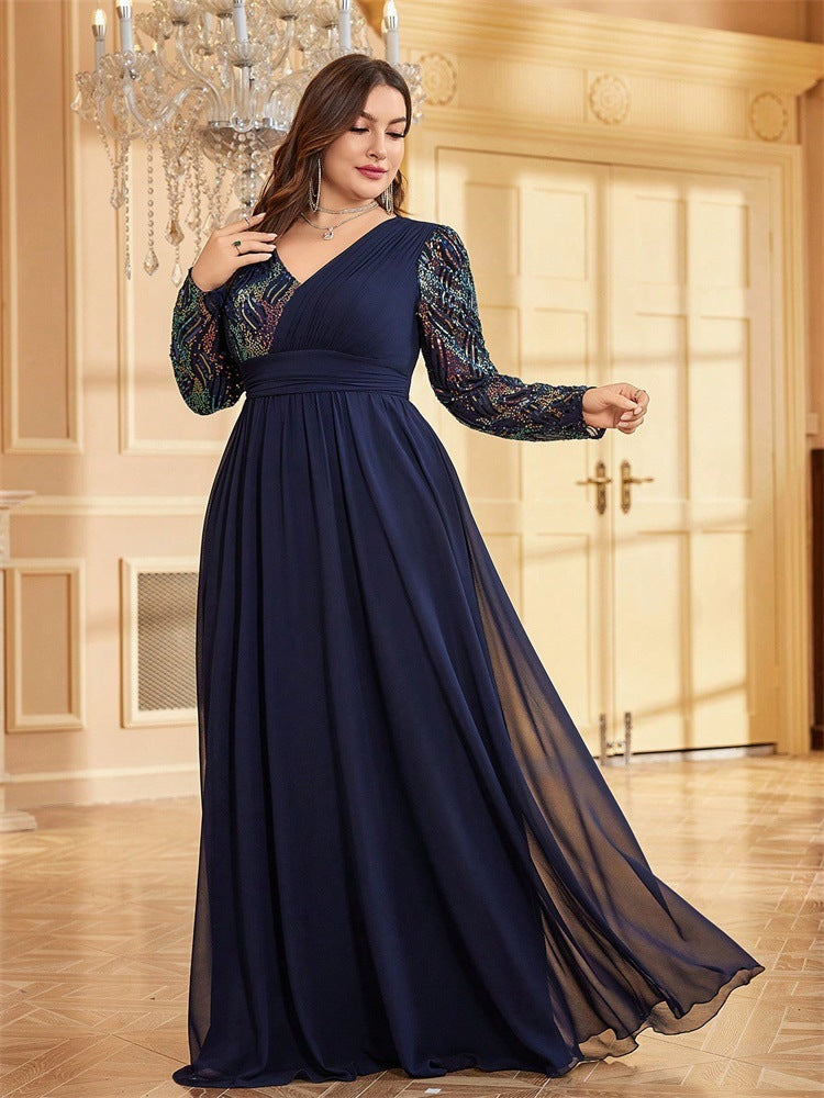 Plus size elegante lange avondjurk met V-hals en lange mouwen met kleurrijke lovertjes en kraaltjes