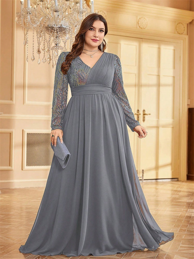 Plus size elegante lange avondjurk met V-hals en lange mouwen met kleurrijke lovertjes en kraaltjes