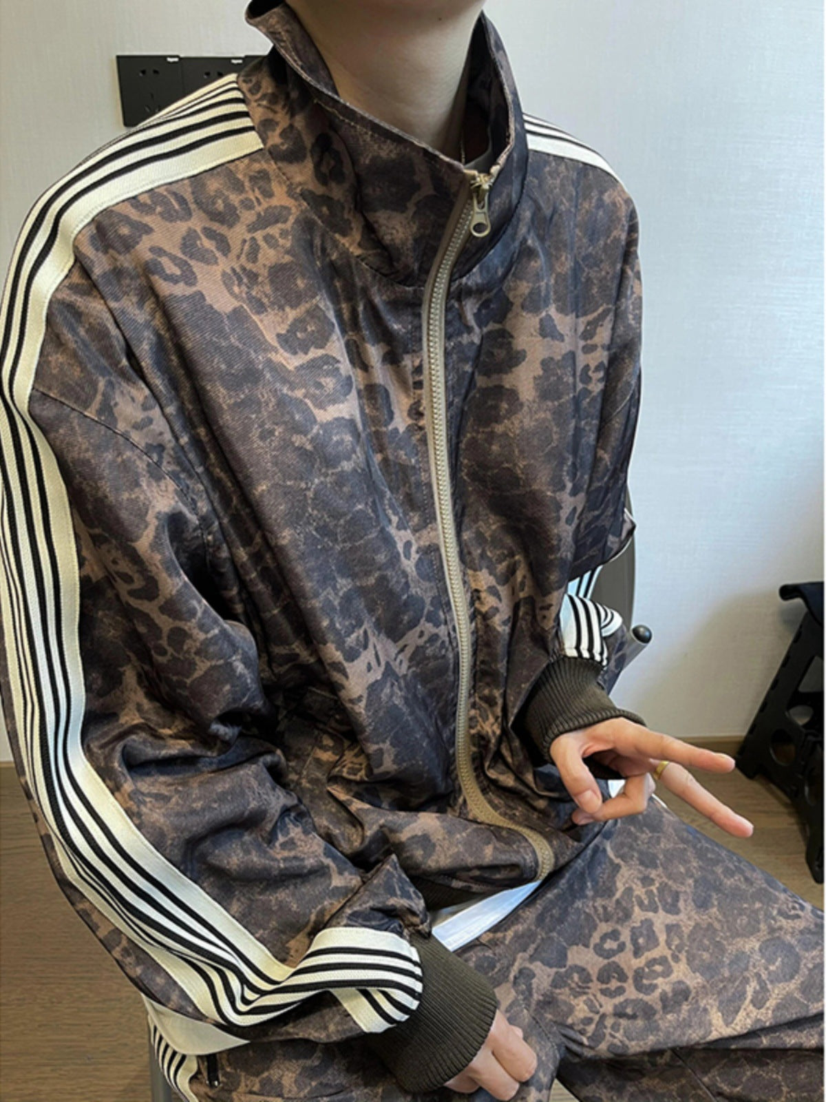 American Retro Leopard Print Sportswear Set Men