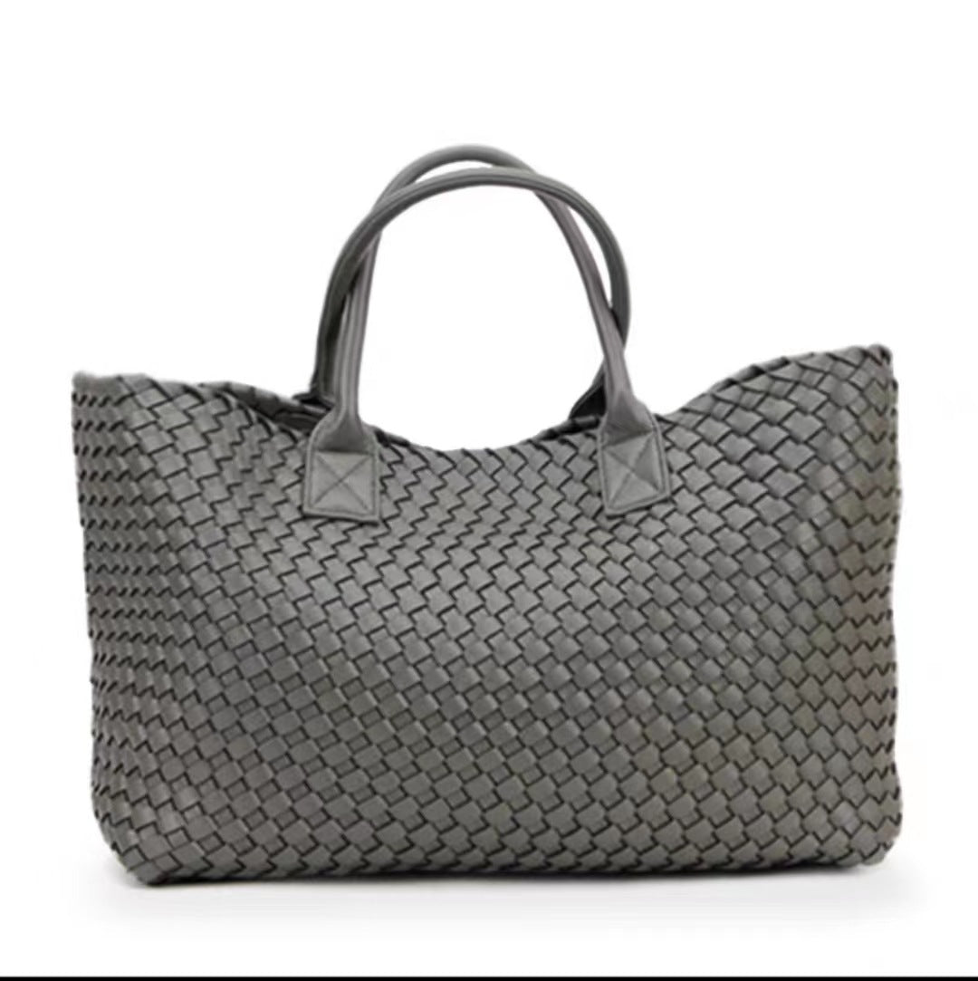 2025 New woven tote big bag fashionable high-end handbag celebrity same style trendy hand-carrying bag shoulder bag