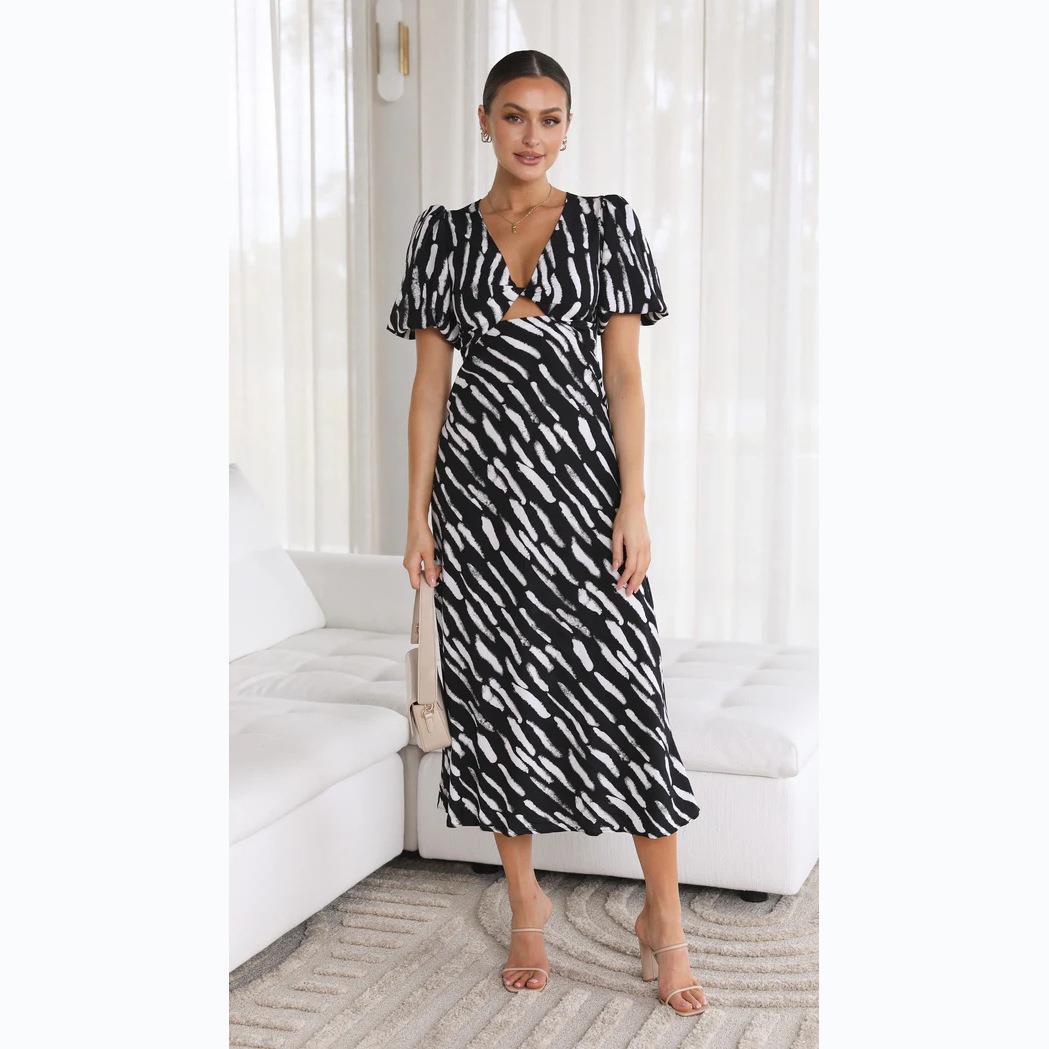 2023 Europe and America cross border independent station fresh sweet style printed V-neck A- line midi dress long dress ruffle sleeve
