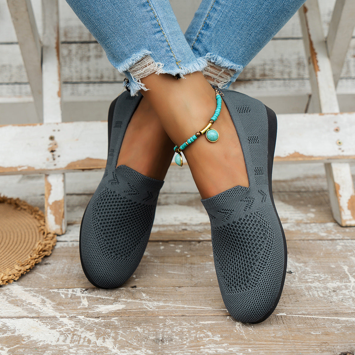 Independent station 2025 Spring and Autumn new European and American Foreign trade plus size round toe flat shoes women's low-cut sports casual shoes