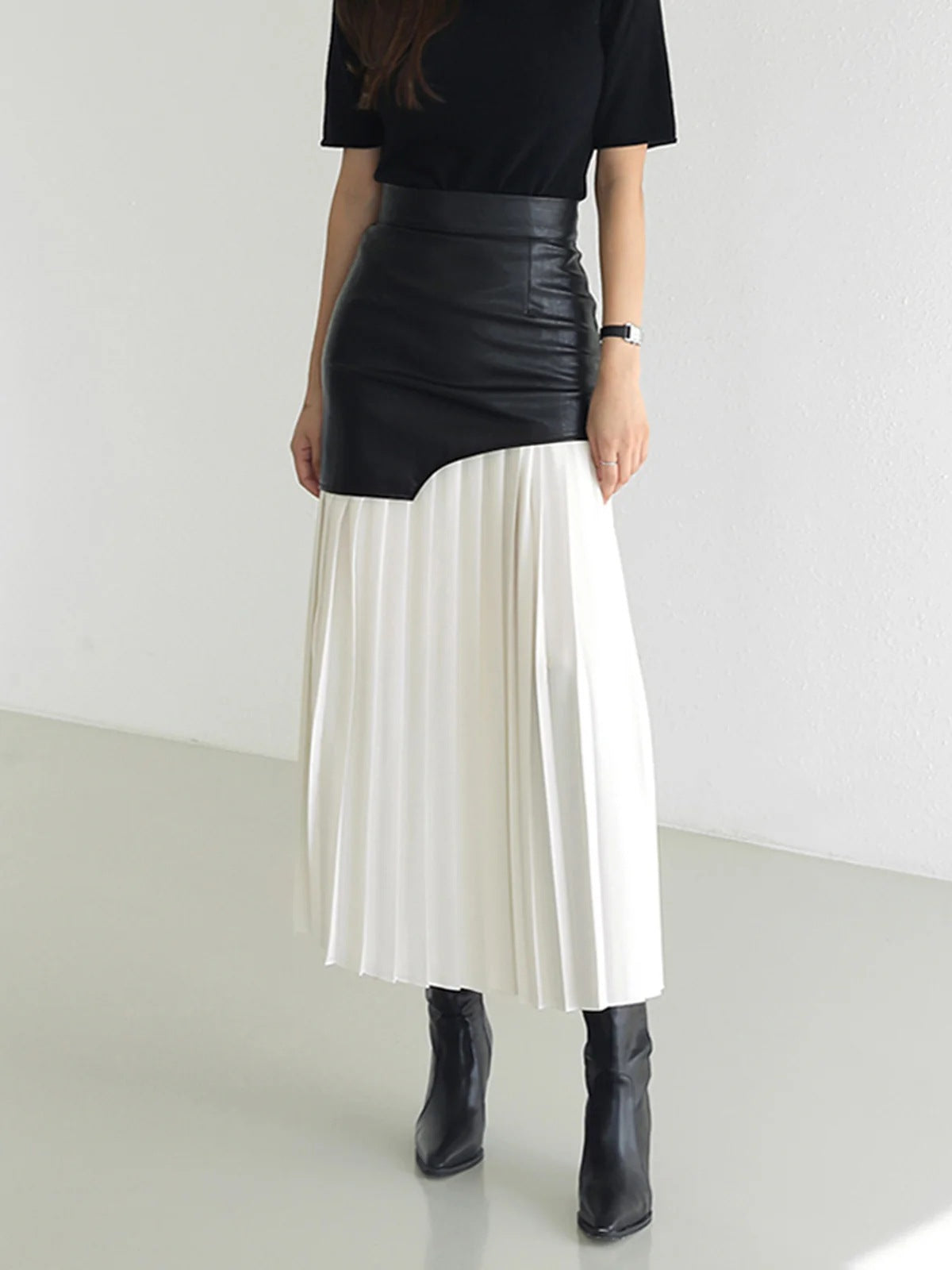 British elegance special-interest design 2024 Autumn New High waist temperament fashion stitching pleated contrast skirt women