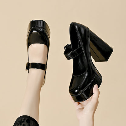 Chunky heels