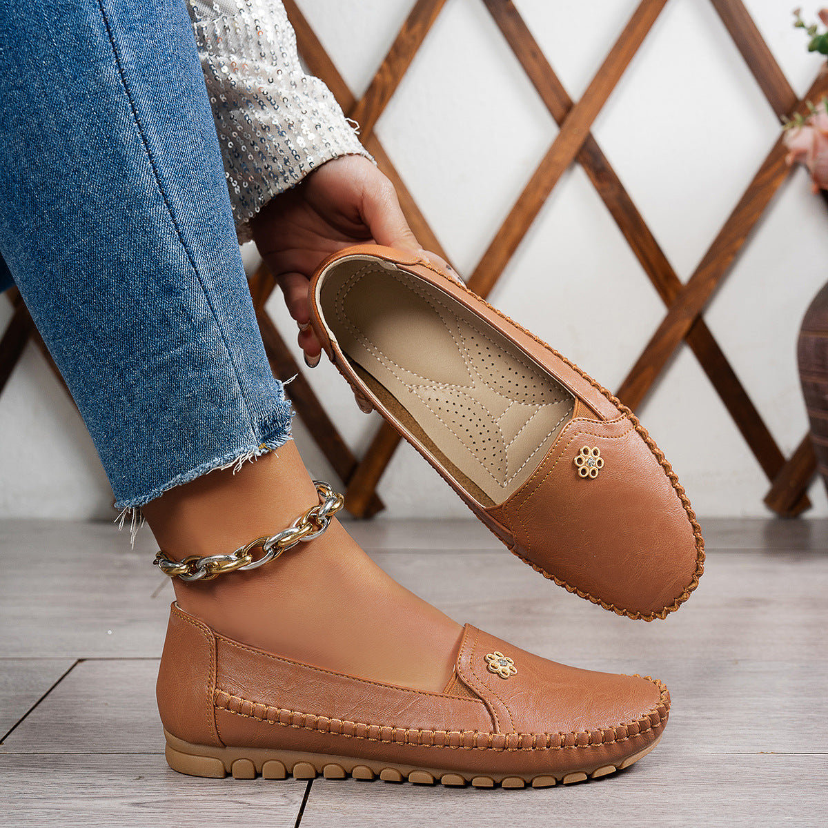Effenkleurige retro platte loafers voor dames