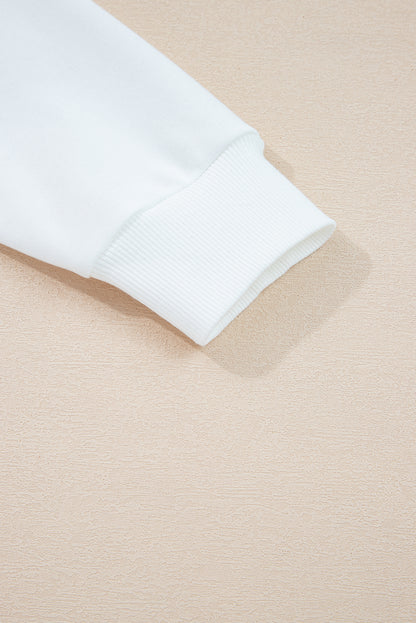 Preppy sweatshirt met strepen op de mouwen en een losse pasvorm