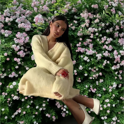 Eelegante gebreide V-hals trui of vest plus rok set