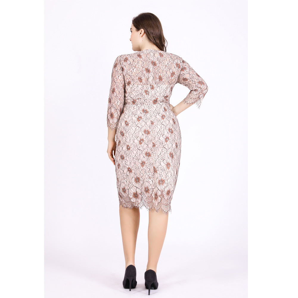 Amerikaanse damesjurk met bloemenkant