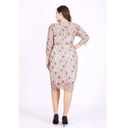 Amerikaanse damesjurk met bloemenkant