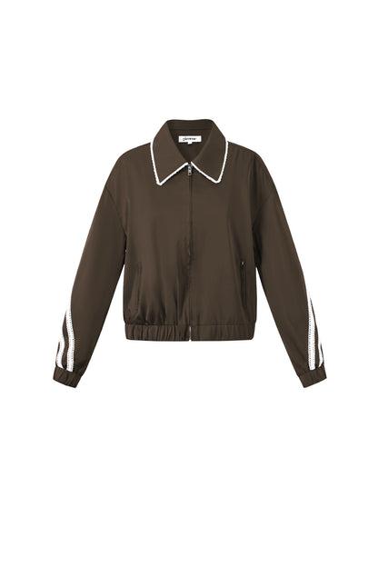 Sportief jasje met satijnen look
