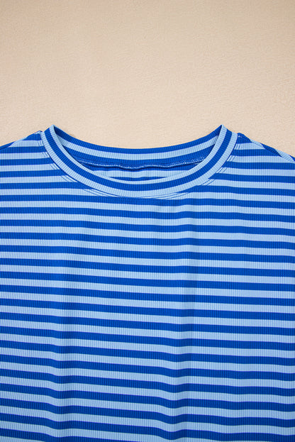 Gestreepte T-shirt met ribboord korte mouwen en ronde hals
