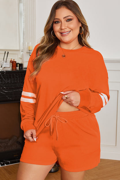 Oranje plus size sweatshirt met varsity-strepen op de mouwen en bijpassende shorts