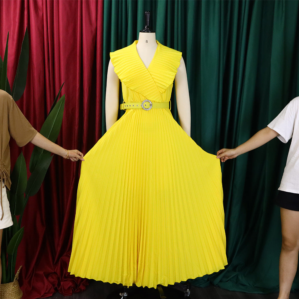 Amerikaanse modieuze ruchejurk met riem