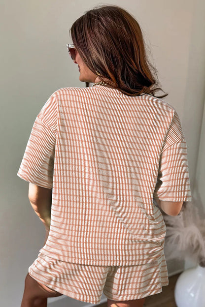 T-shirt met opstaande ribbels los model en shorts met trekkoord in de taille 2-delige set
