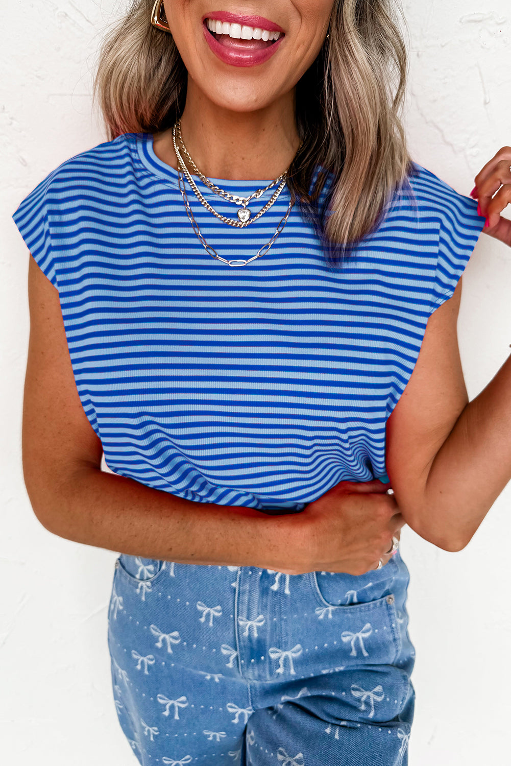 Gestreepte T-shirt met ribboord korte mouwen en ronde hals