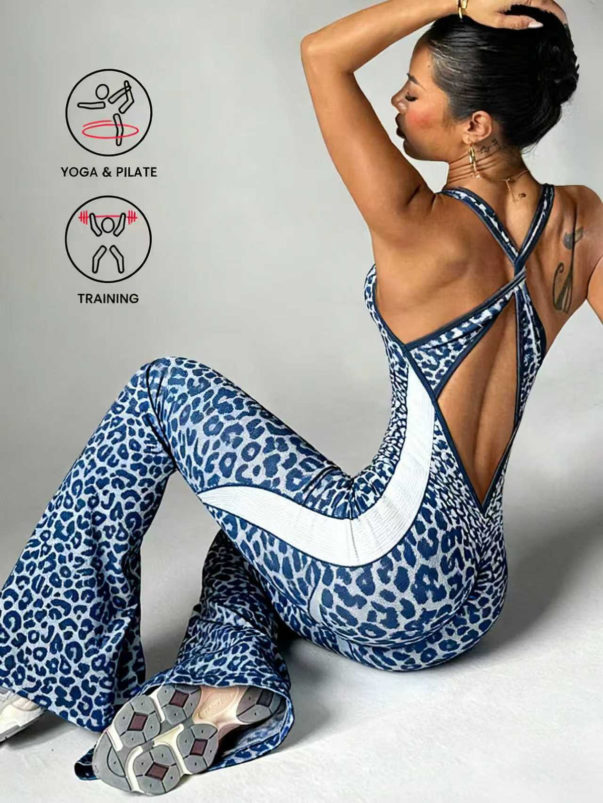 Seamless Leopard Print Yoga Suit